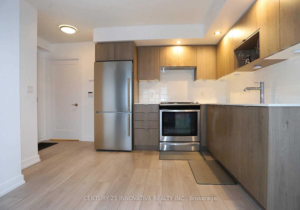 225-village-green-square-scarborough-ontario-e12588426