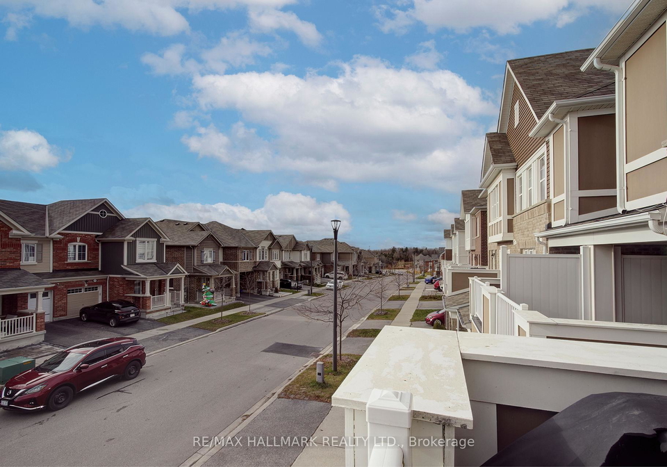 1036-dragonfly-avenue-pickering-ontario-e12589116