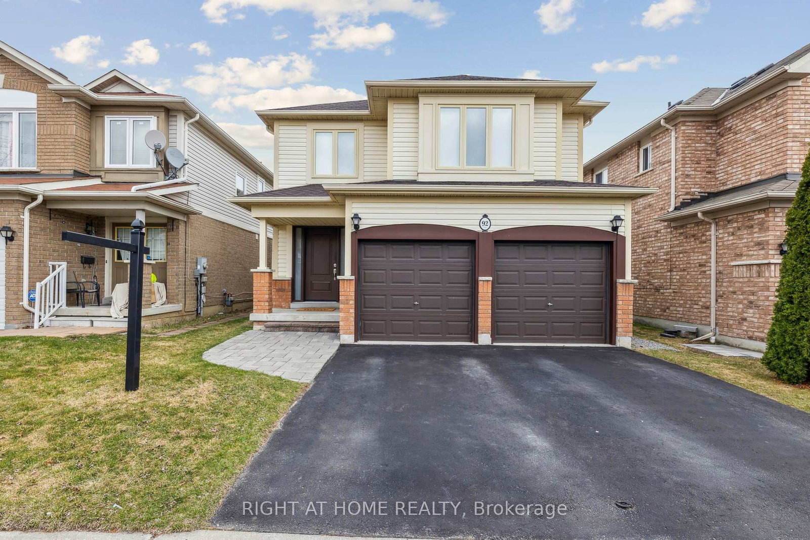 92-longueuil-place-whitby-ontario-e12589970