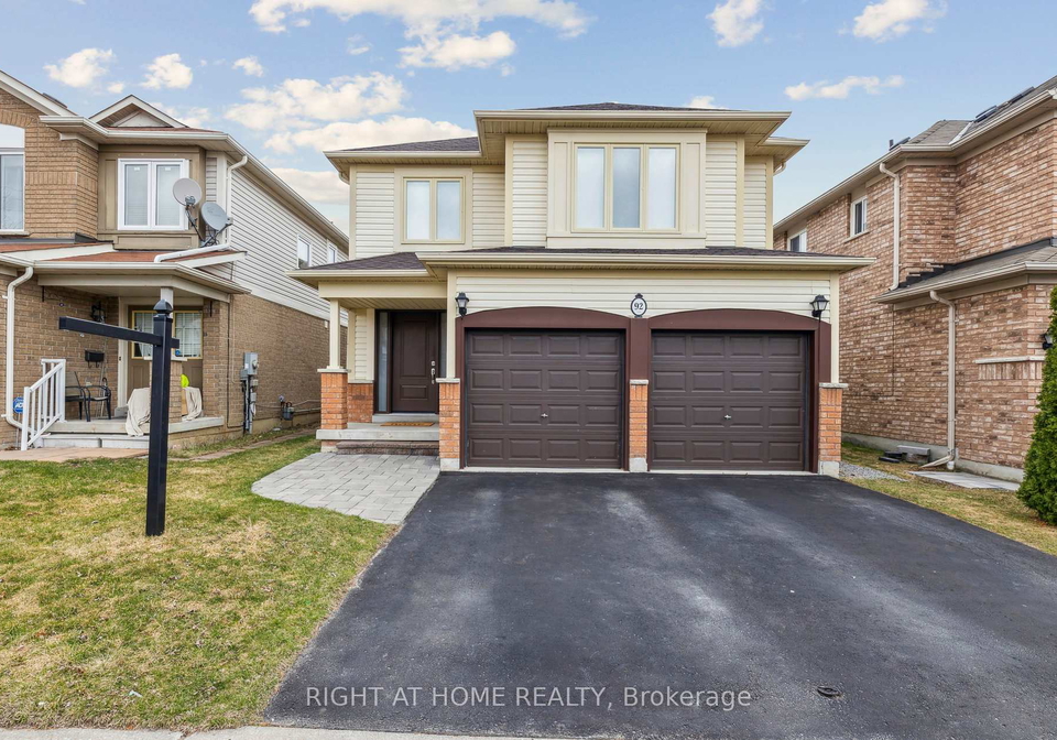 92-longueuil-place-whitby-ontario-e12589970