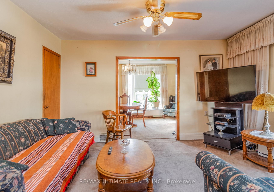 493-carlaw-avenue-toronto-ontario-e12590142