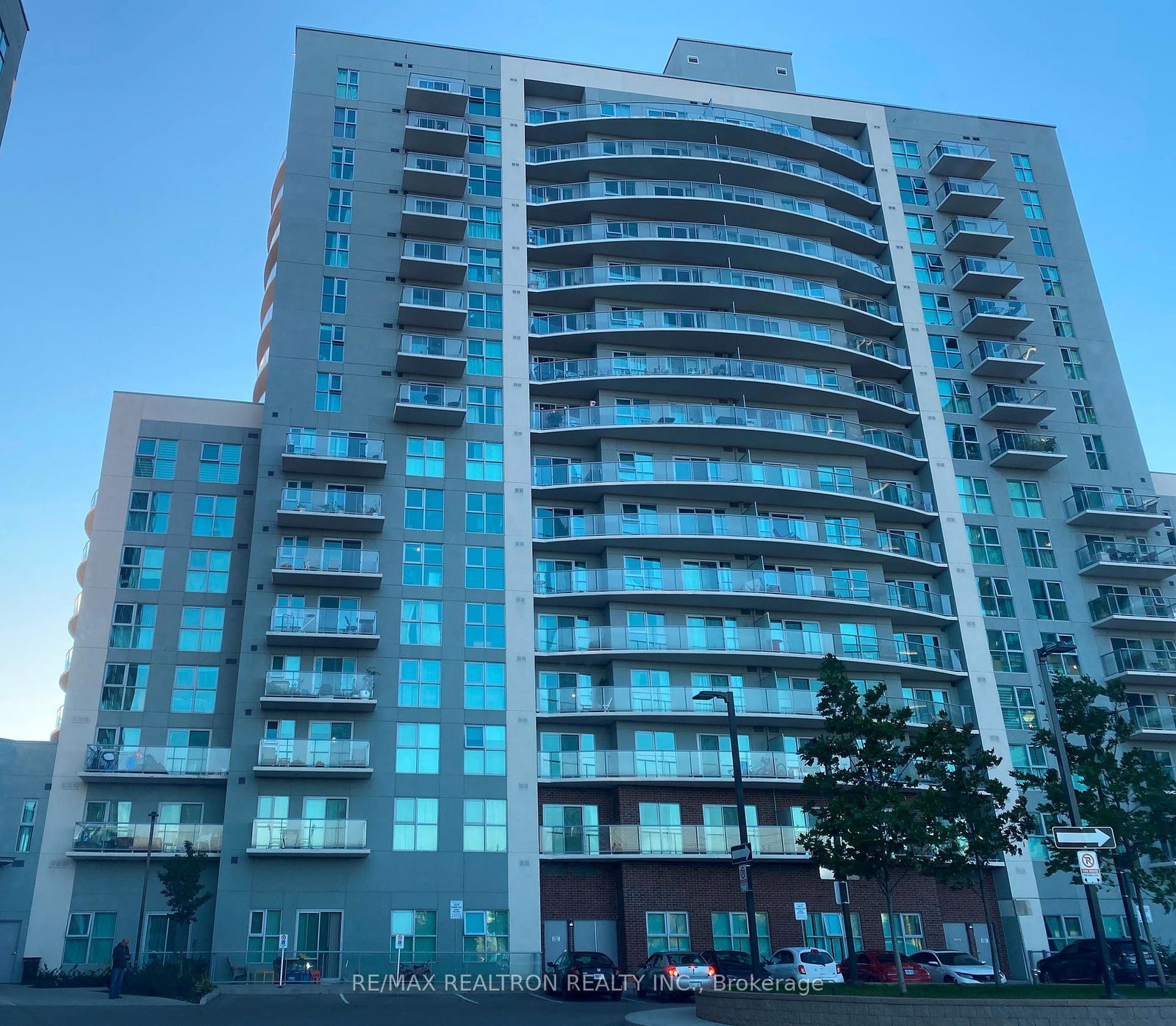 2150-lawrence-avenue-scarborough-ontario-e12590244