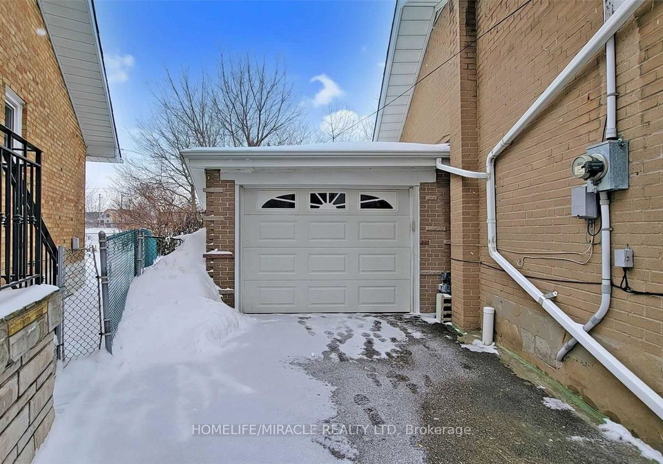 6-kitson-drive-scarborough-ontario-e12590316