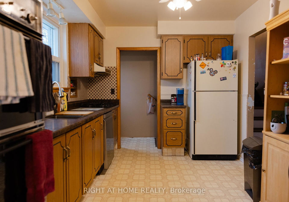 506-farewell-street-oshawa-ontario-e12593390