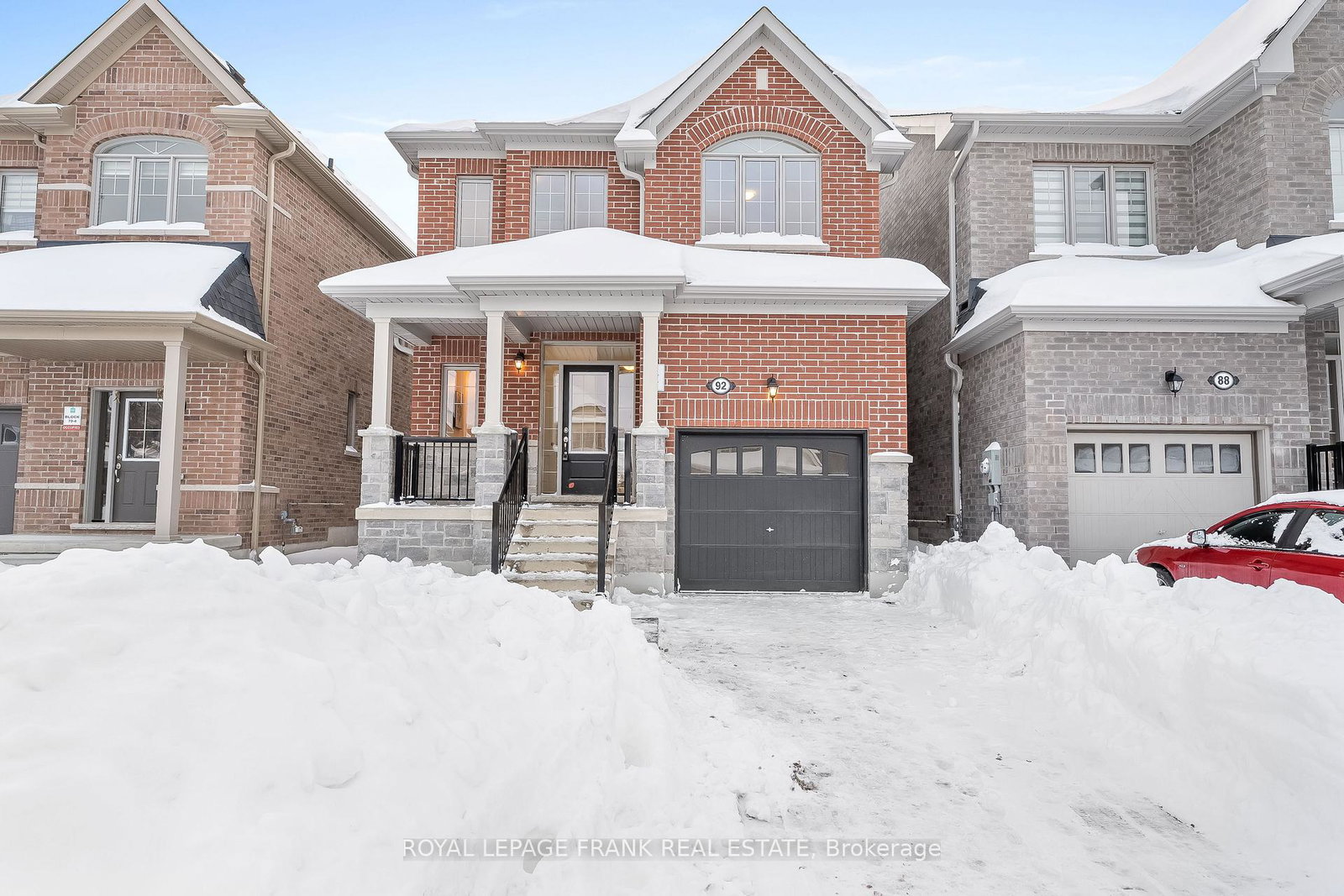 92-robin-trail-scugog-ontario-e12593776