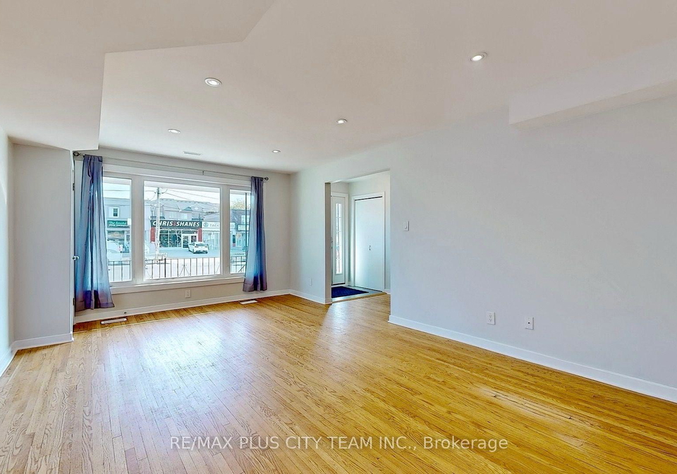 1210-victoria-park-avenue-east-york-ontario-e12594830