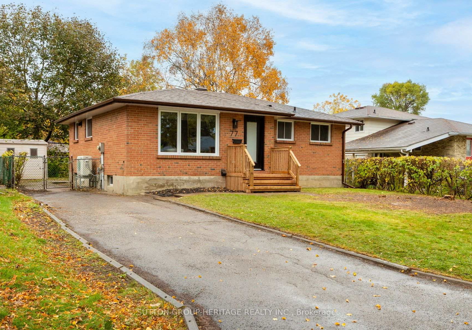 77-claymore-crescent-oshawa-ontario-e12595012