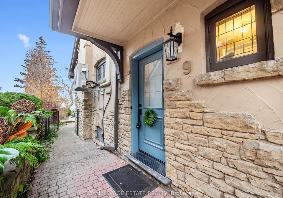 9-silver-birch-avenue-toronto-ontario-e12595200