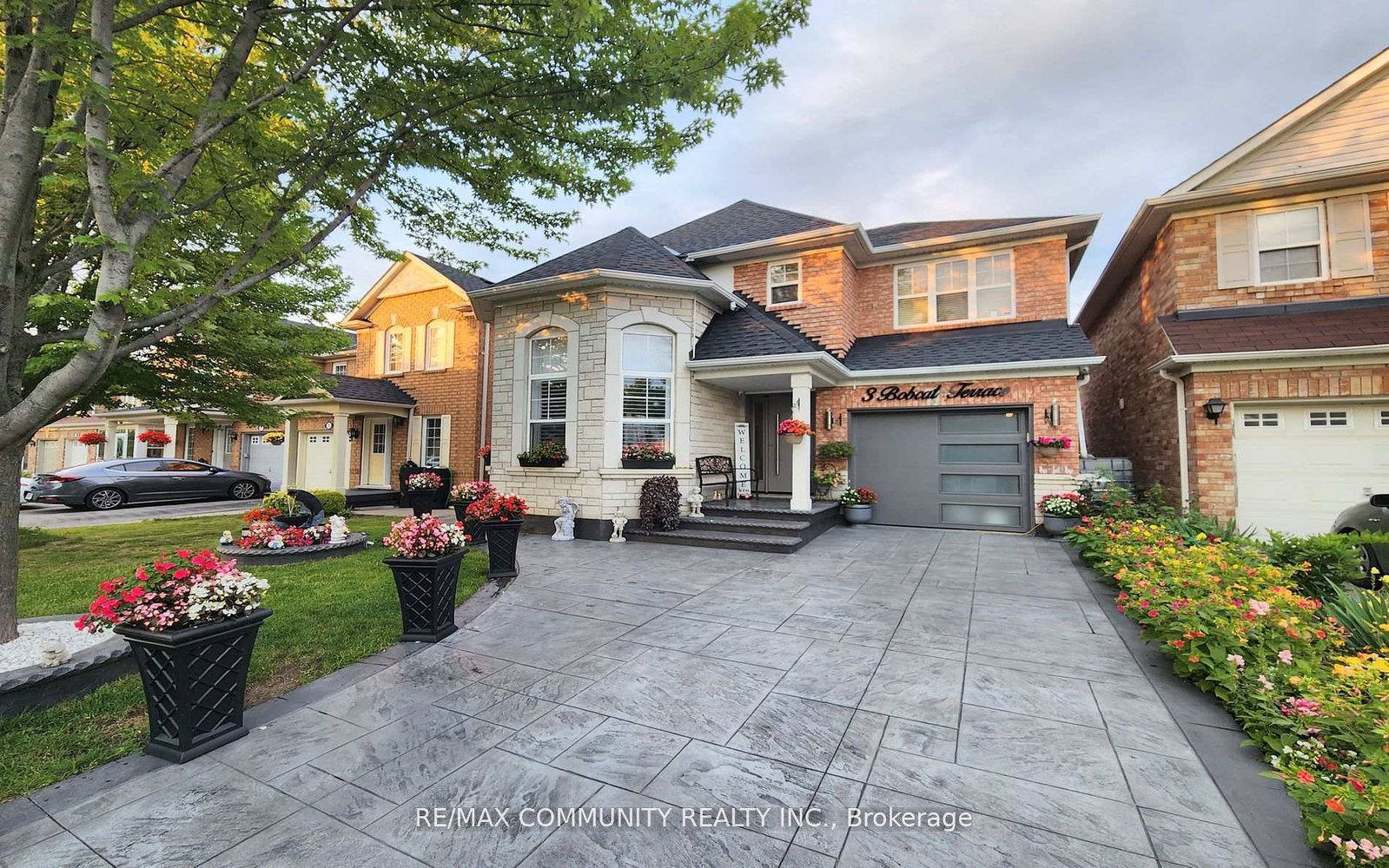 3-bobcat-terrace-scarborough-ontario-e12596004