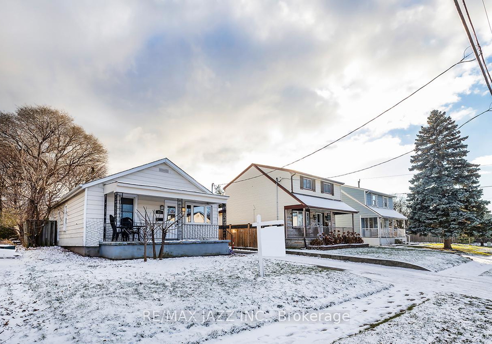 183-conant-street-oshawa-ontario-e12596922