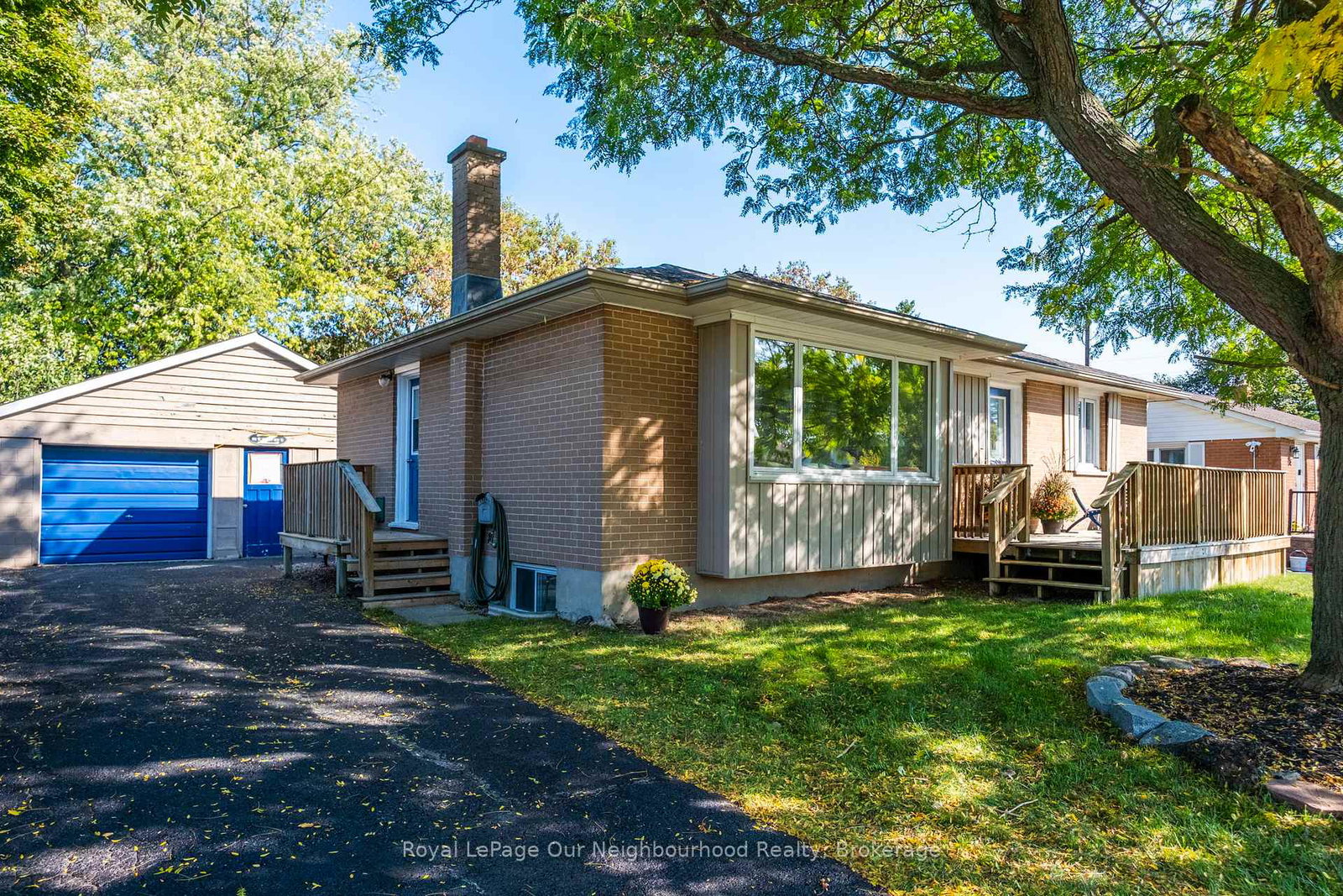 205-lee-avenue-whitby-ontario-e12597388