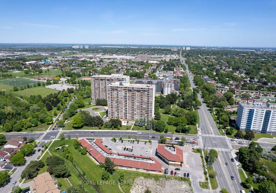 25-silver-springs-boulevard-scarborough-ontario-e12598406