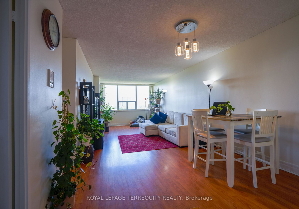 25-silver-springs-boulevard-scarborough-ontario-e12598406