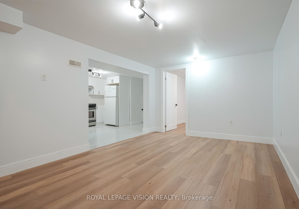 35-dowswell-drive-scarborough-ontario-e12599272