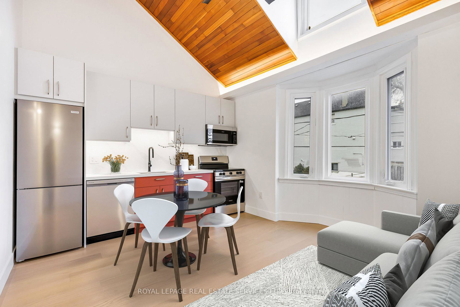 396-jones-avenue-toronto-ontario-e12599300