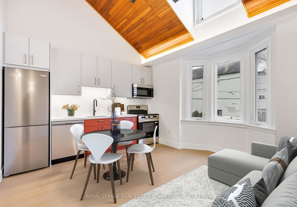 396-jones-avenue-toronto-ontario-e12599300