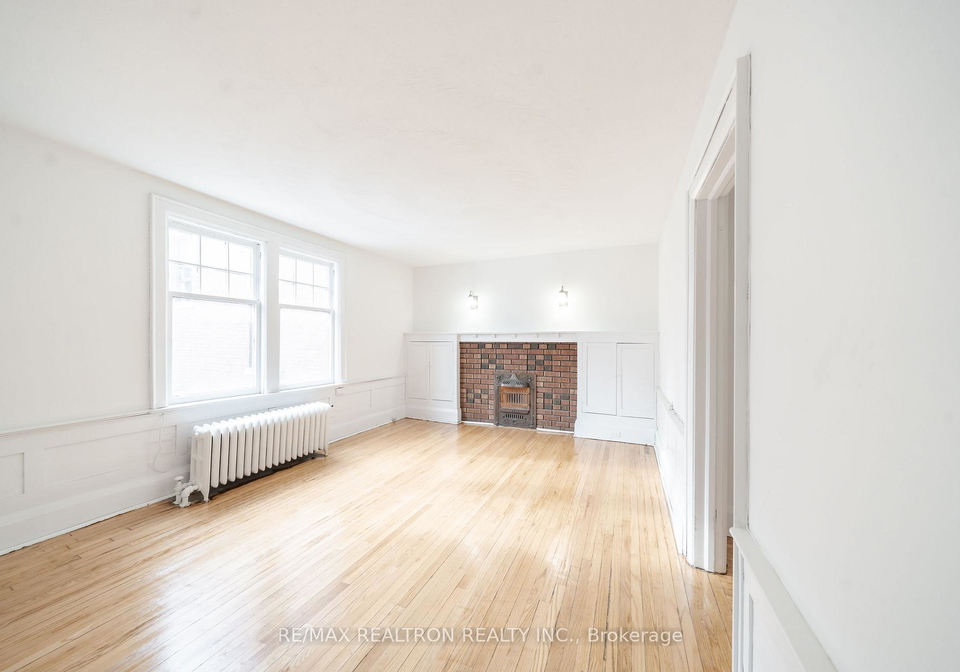 6-kingston-road-toronto-ontario-e12599490