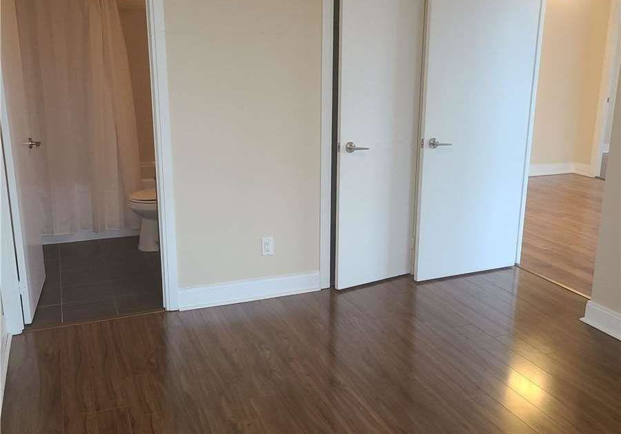 125-village-green-square-scarborough-ontario-e12599912