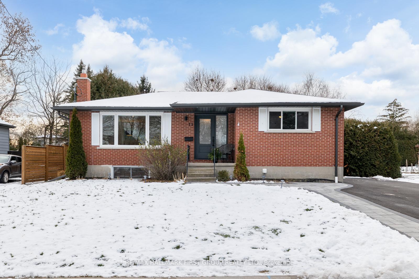 12-lambs-lane-clarington-ontario-e12600362