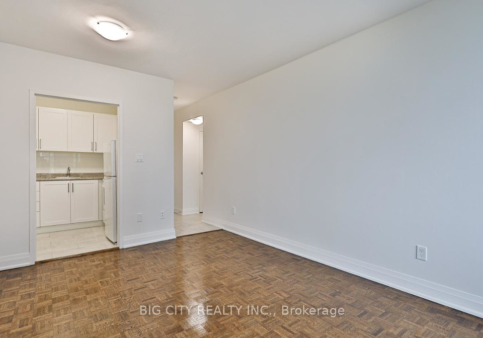 50-cambridge-avenue-east-york-ontario-e12600620