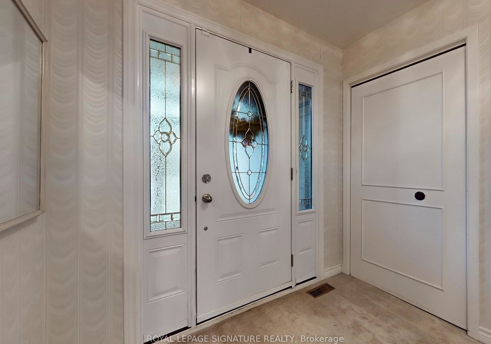 34-charade-court-scarborough-ontario-e12600642