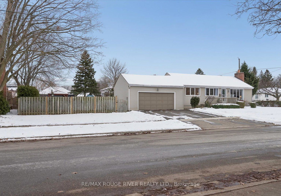 109-sherwood-avenue-oshawa-ontario-e12600792