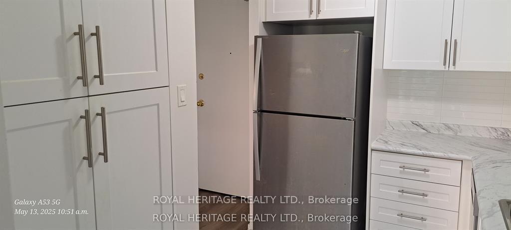 945-simcoe-street-n-oshawa-ontario-e12600936