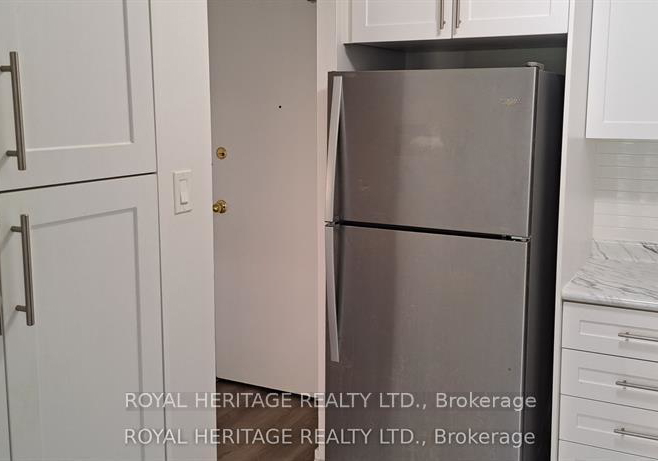 945-simcoe-street-n-oshawa-ontario-e12600936