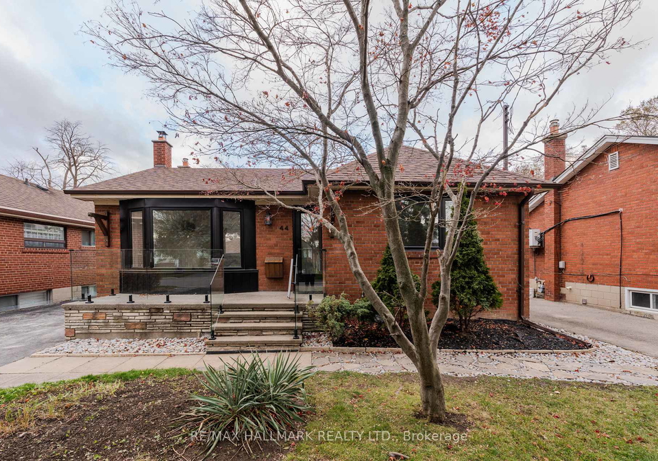 44-robertsfield-crescent-scarborough-ontario-e12601048