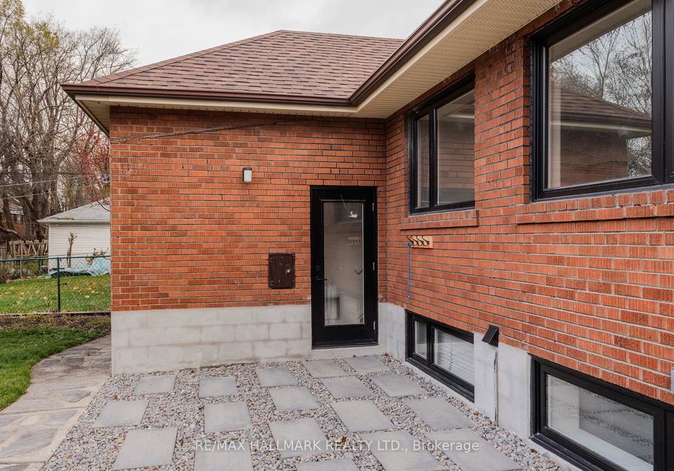 44-robertsfield-crescent-scarborough-ontario-e12601048