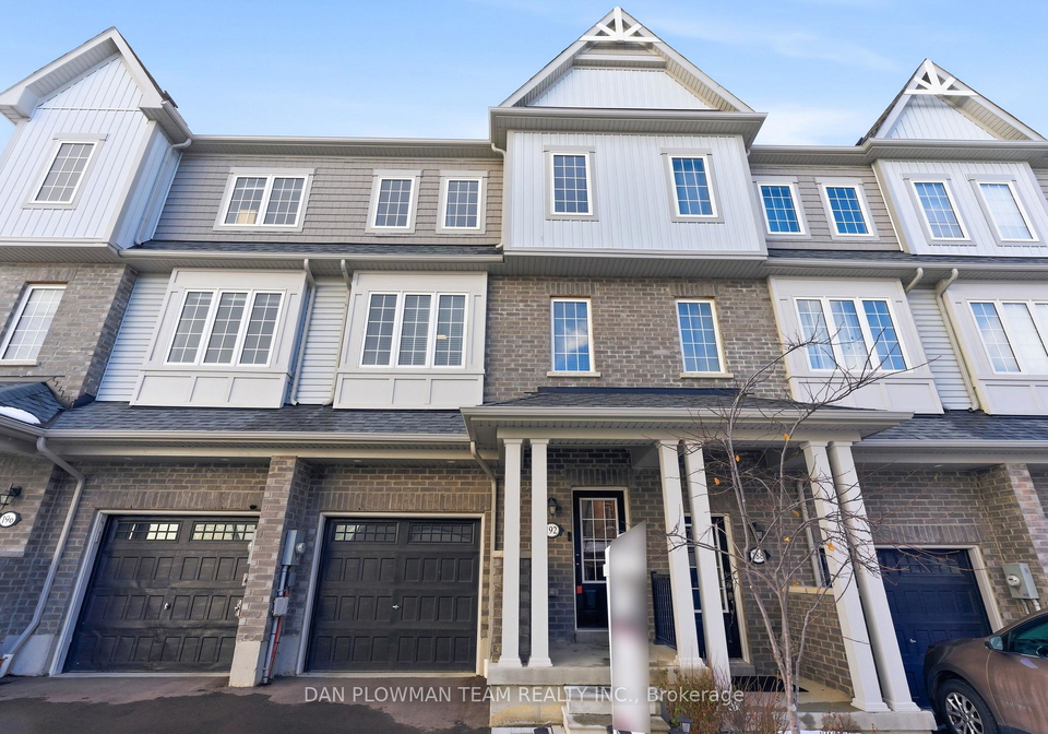 192-honey-crisp-lane-clarington-ontario-e12601364