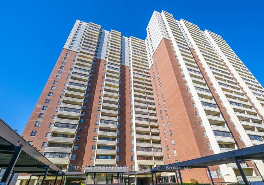5-massey-square-east-york-ontario-e12603172