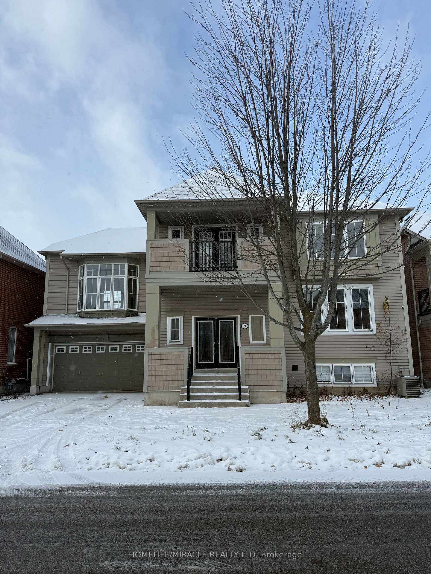 71-seward-crescent-ajax-ontario-e12604394