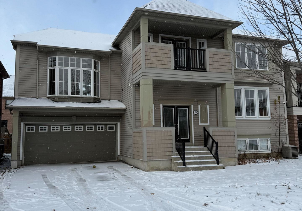 71-seward-crescent-ajax-ontario-e12604394