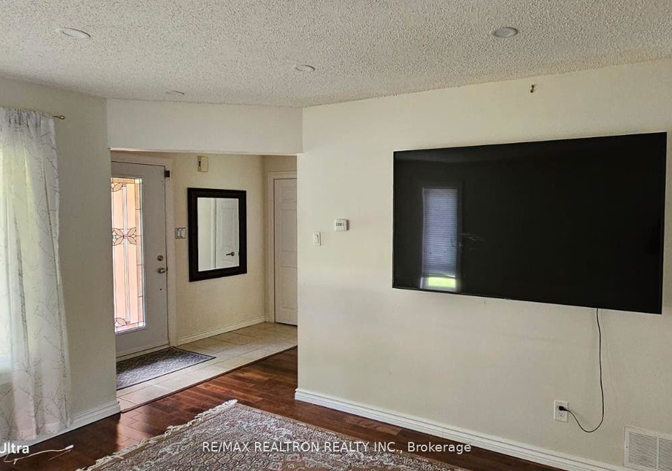 31-keeble-crescent-ajax-ontario-e12605688