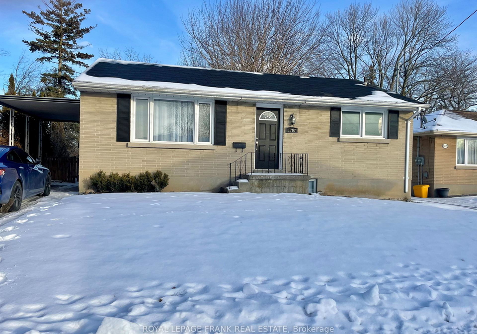 1707-dufferin-street-whitby-ontario-e12605830