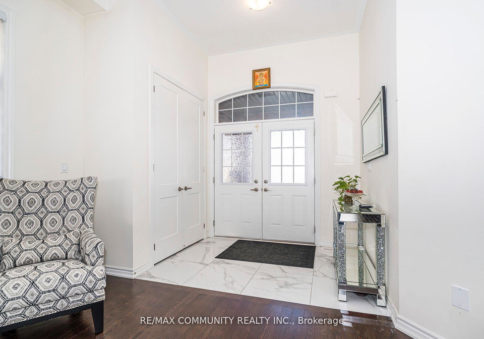11-northern-breeze-crescent-whitby-ontario-e12606160