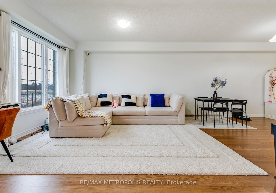 44-reigate-avenue-whitby-ontario-e12606240