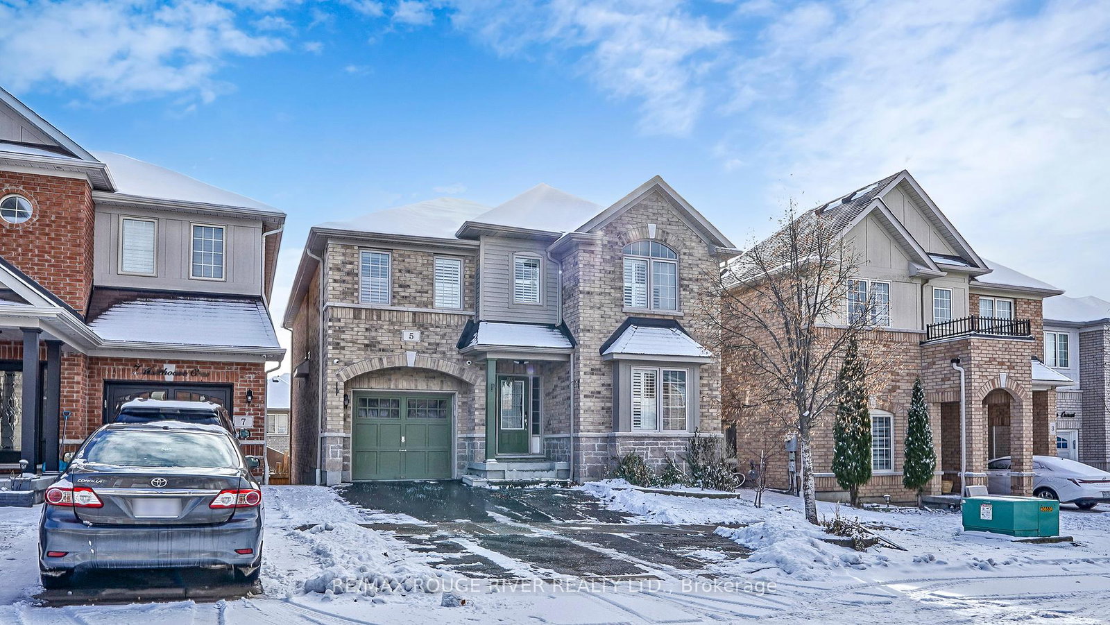 5-malthouse-crescent-ajax-ontario-e12606584