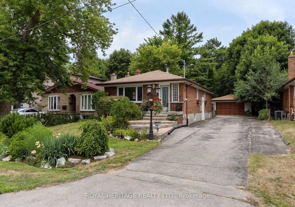 32-beath-street-scarborough-ontario-e12607108