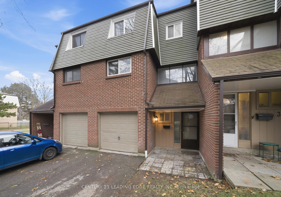 1310-fieldlight-boulevard-pickering-ontario-e12607188