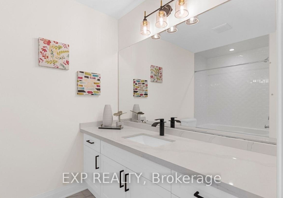 3307-thunderbird-promenade-pickering-ontario-e12607938