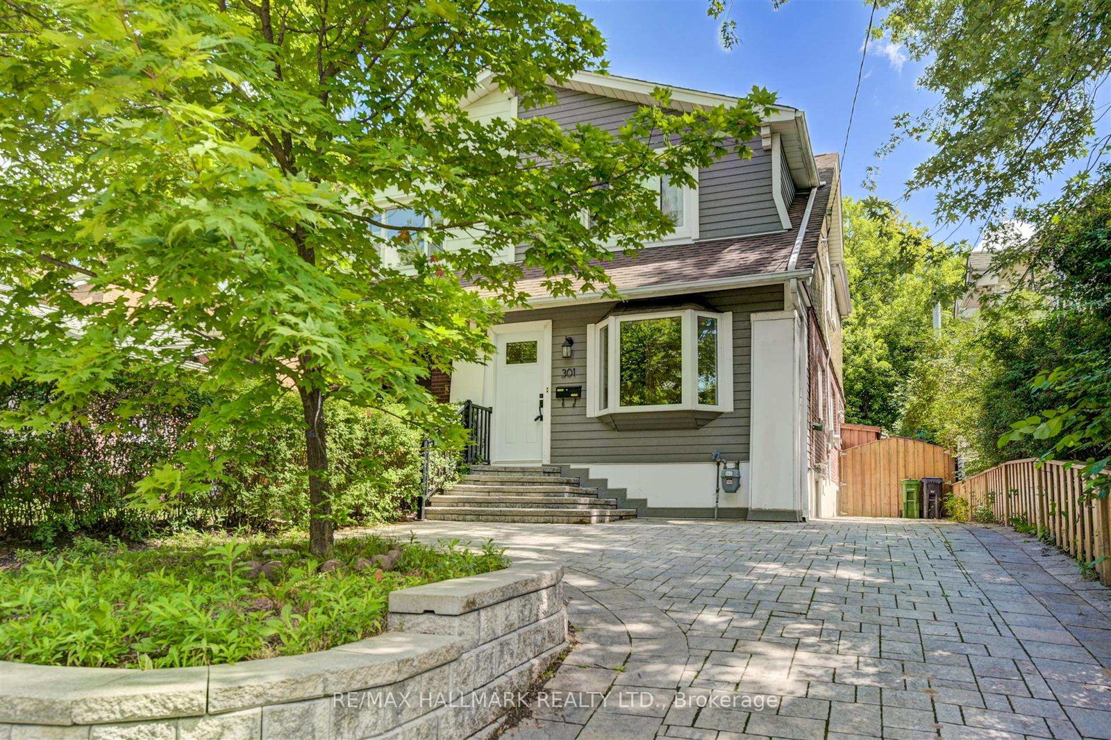 301-silver-birch-avenue-toronto-ontario-e12610414