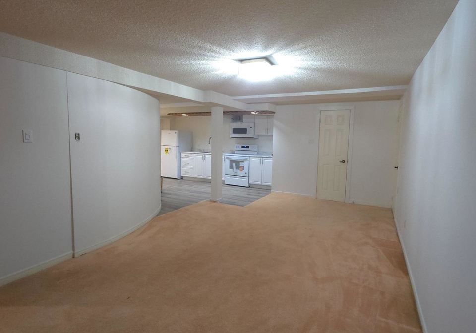 15-karen-ann-crescent-scarborough-ontario-e12610760