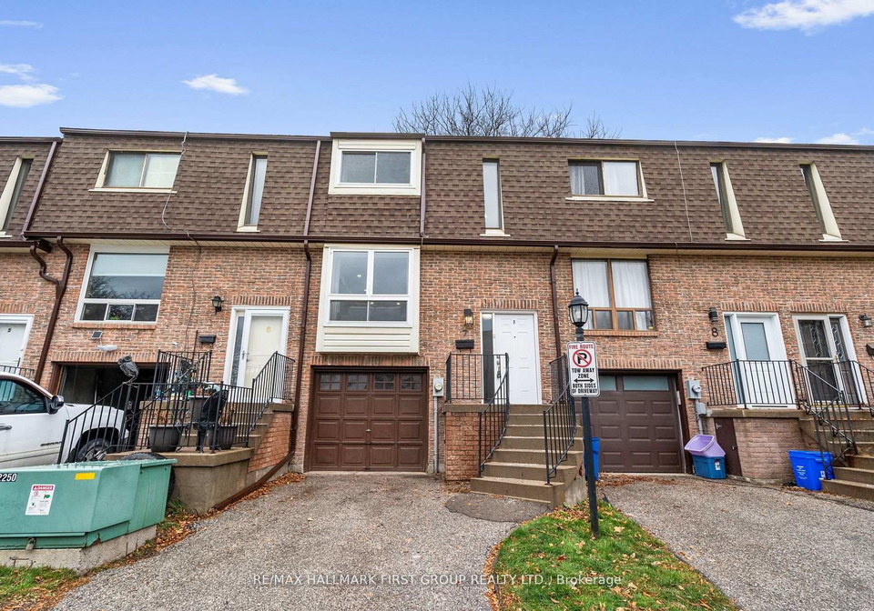 350-camelot-court-oshawa-ontario-e12611094