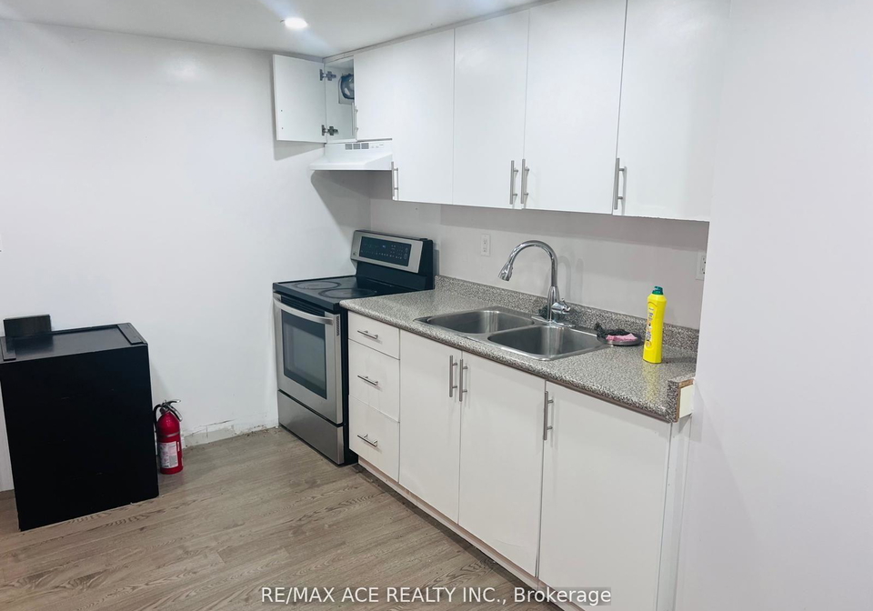 15-sedgemount-drive-scarborough-ontario-e12613052