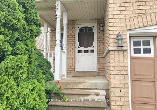 27-whitewater-street-whitby-ontario-e12614038