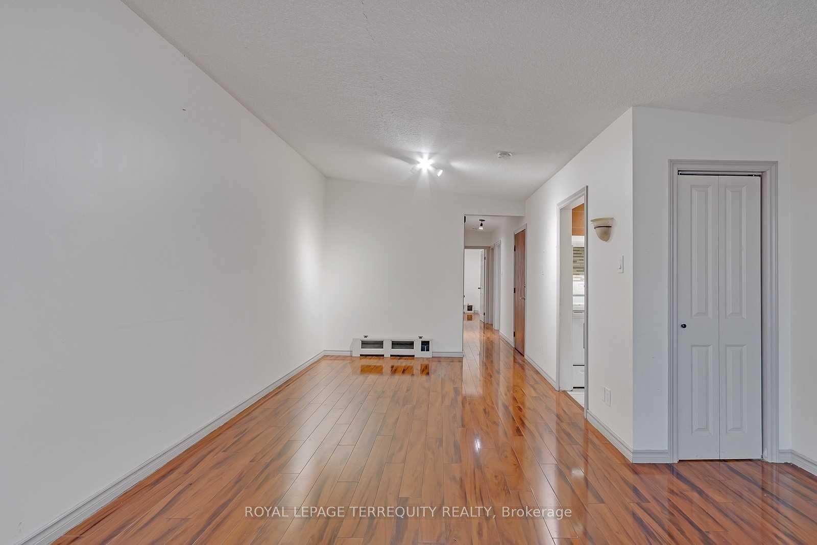 2977-lawrence-avenue-e-scarborough-ontario-e12614214