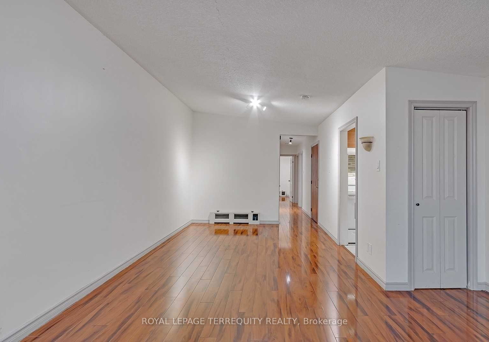 2977-lawrence-avenue-e-scarborough-ontario-e12614214