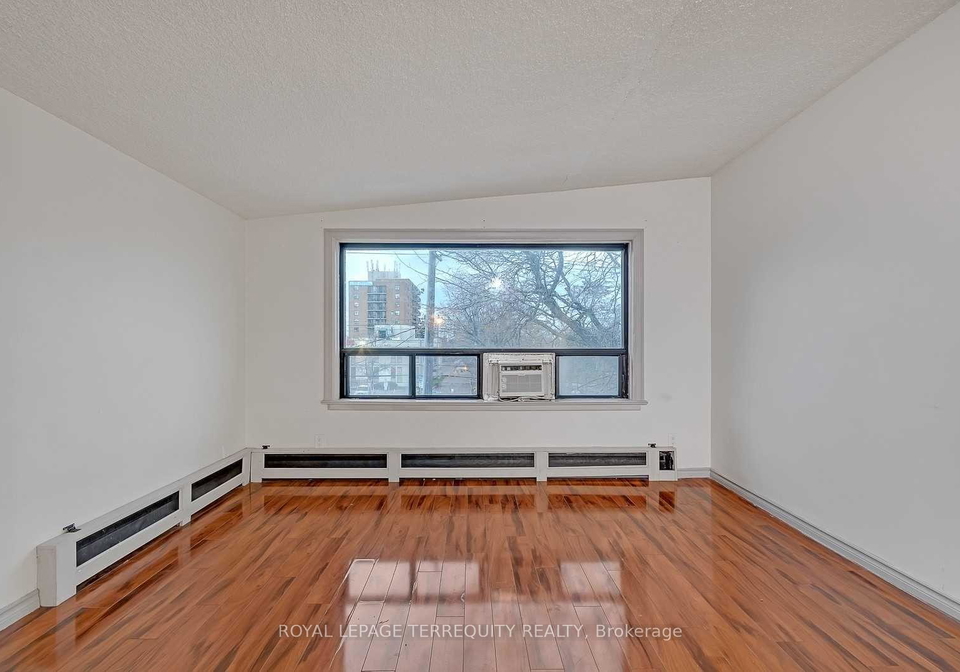 2977-lawrence-avenue-e-scarborough-ontario-e12614214